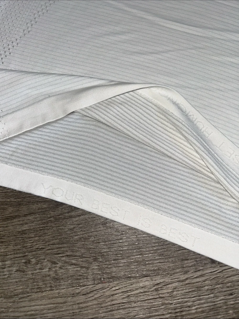 lululemon athletica excellent pre